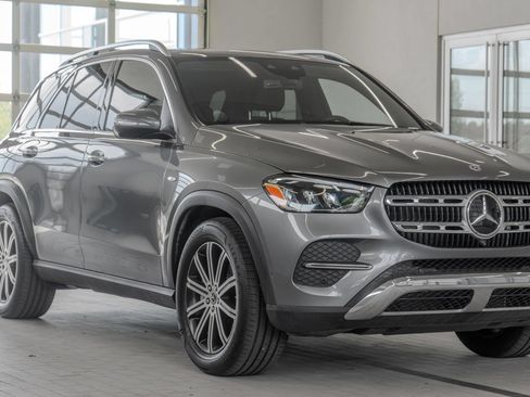 Used 2025 Mercedes-Benz GLE 450e 4MATIC image 21
