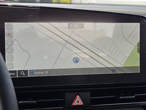 Used 2025 Hyundai Elantra Limited FWD image 47