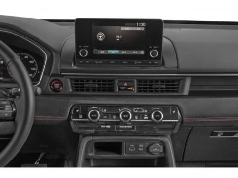 Used 2023 Honda Pilot Sport image 13