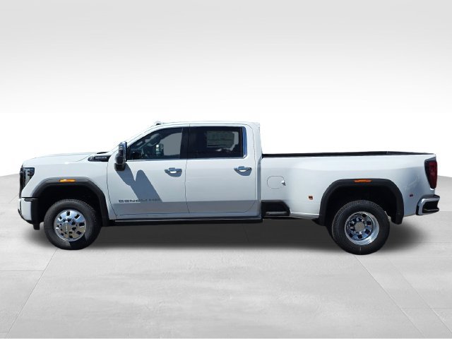 New 2026 GMC Sierra 3500 Denali Ultimate AWD/4WD image 2