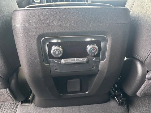 New 2026 GMC Yukon XL Denali image 32