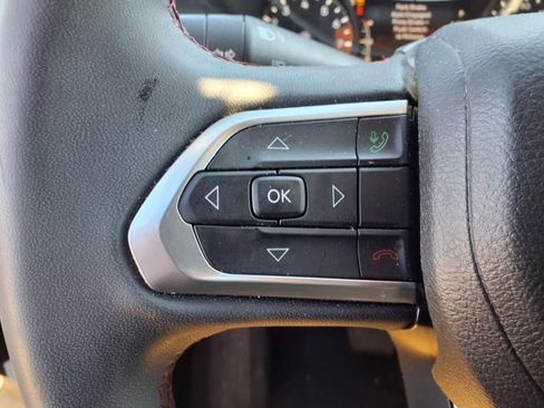 Used 2023 Jeep Compass Trailhawk image 22