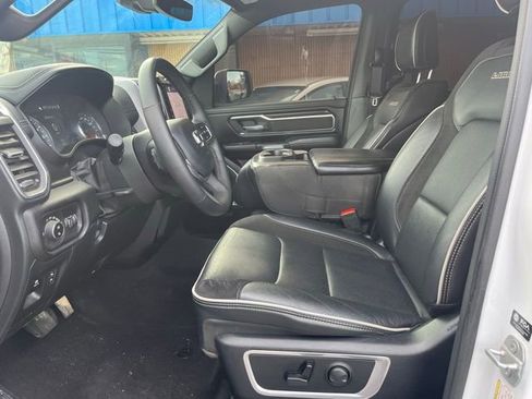 Used 2025 RAM 1500 Laramie image 13