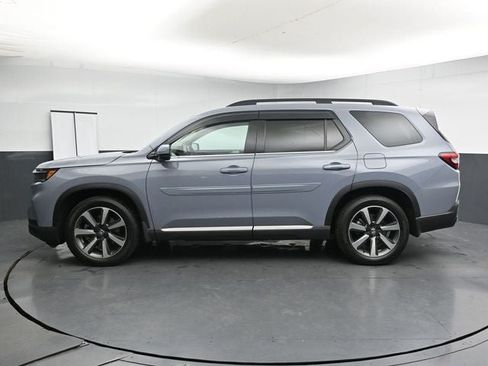 Used 2023 Honda Pilot Elite image 7