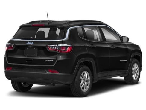 Used 2021 Jeep Compass Latitude w/ Sun and Sound Group AWD/4WD image 3