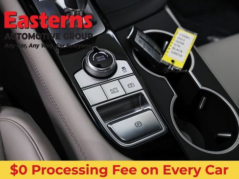 Used 2023 Genesis G70 2.0T AWD/4WD image 21