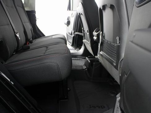 New 2026 Jeep Wrangler Unlimited Rubicon image 18