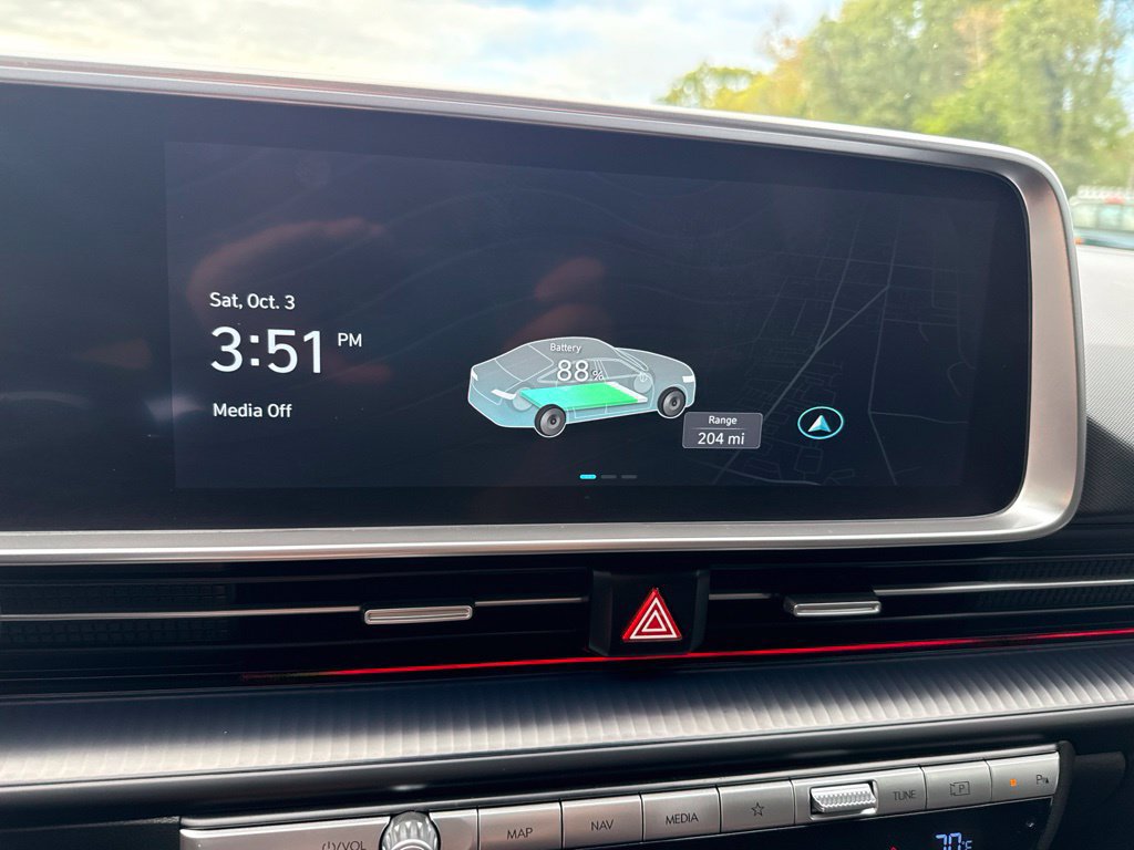 Used 2024 Hyundai Ioniq 6 Limited AWD/4WD image 29