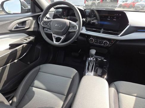 New 2026 Chevrolet Trax LT FWD image 26