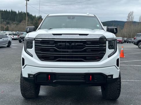 Used 2023 GMC Sierra 1500 AT4 w/ AT4 Preferred Package image 7