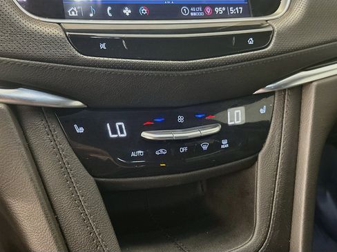 Used 2024 Cadillac XT6 Luxury w/ LPO, Floor Liner Package AWD/4WD image 24