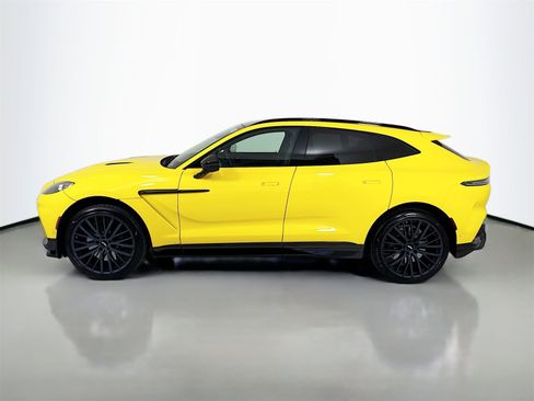 Used 2025 Aston Martin DBX 707 image 5