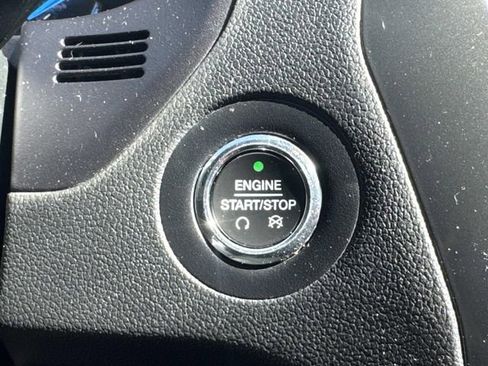 Certified 2019 Ford Explorer XLT image 16