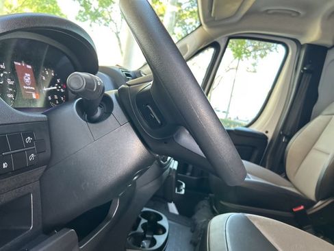 Used 2025 RAM ProMaster 2500 w/ Convenience Group FWD image 41