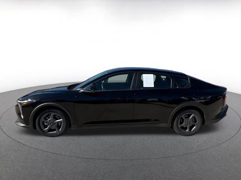 Used 2025 Kia K4 FWD image 9