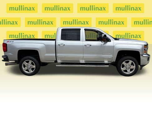Used 2015 Chevrolet Silverado 2500 LTZ w/ Duramax Plus Package AWD/4WD image 2