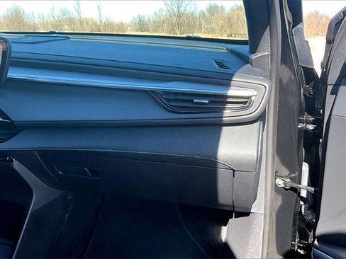 Used 2025 Buick Enclave Preferred image 26