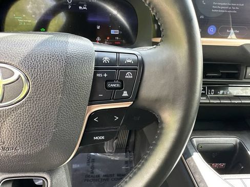 Used 2023 Toyota Crown w/ Advanced Technology Package AWD/4WD image 32