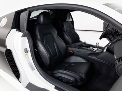Used 2012 Audi R8 V10 AWD/4WD image 36