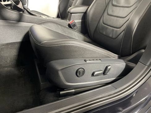 Certified 2023 Volkswagen Jetta SEL FWD image 11