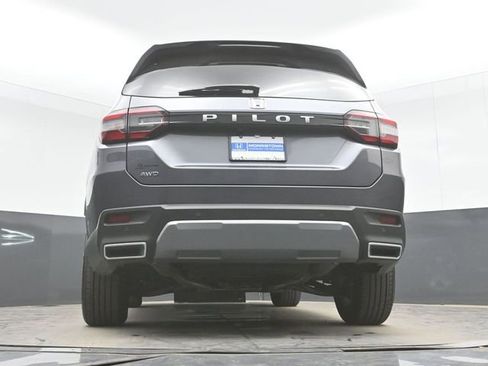 Certified 2026 Honda Pilot EX-L image 48