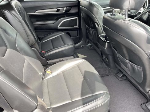 Used 2021 Kia Telluride S FWD image 23