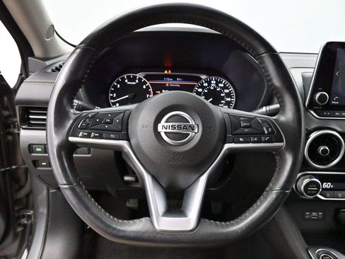 Used 2020 Nissan Sentra SV FWD image 12