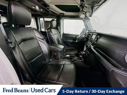 Used 2022 Jeep Wrangler Unlimited Sahara image 29