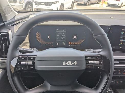 New 2026 Kia Sorento S FWD image 32