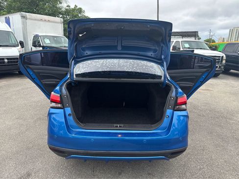 Used 2020 Nissan Versa S FWD image 13