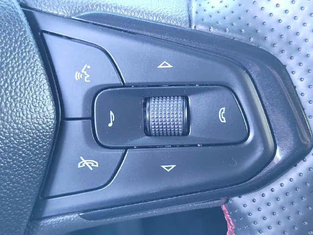 Used 2024 Chevrolet TrailBlazer RS w/ Convenience Package FWD image 9