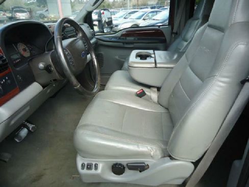 Used 2007 Ford F250 Lariat image 10