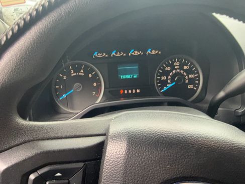 Used 2017 Ford F150 XLT image 12