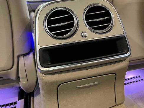 Used 2019 Mercedes-Benz S 560 Sedan image 39