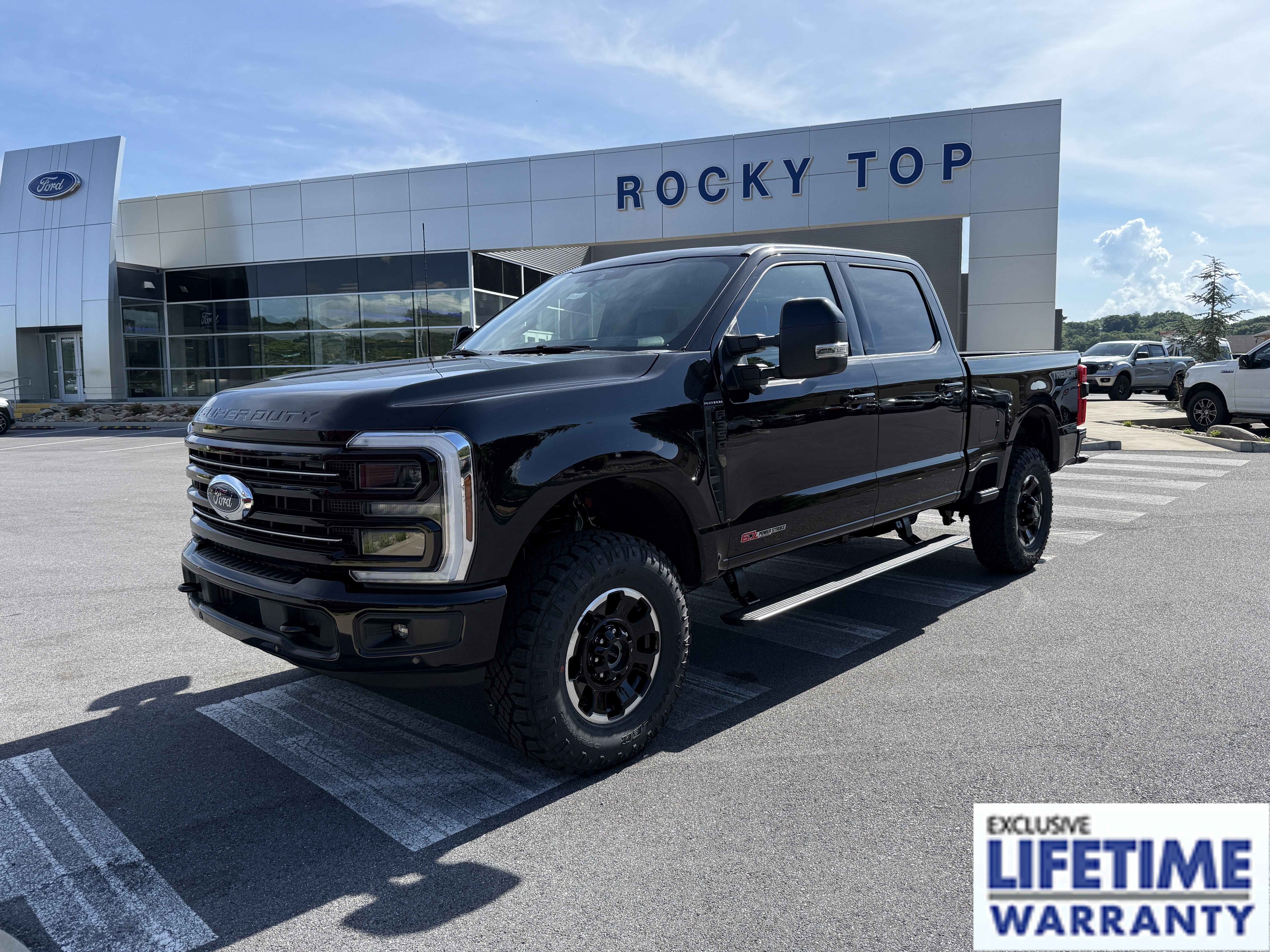 New 2026 Ford F350 Platinum w/ Tremor Off-Road Package AWD/4WD image 1