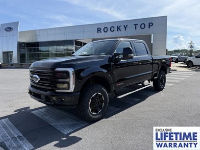 New 2026 Ford F350 Platinum w/ Tremor Off-Road Package