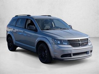 Used 2020 Dodge Journey SE w/ SE Popular Equipment Group video 3