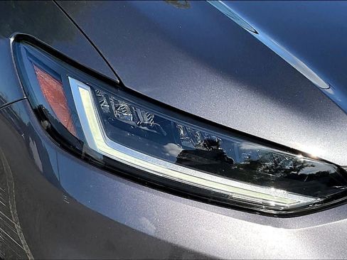 Used 2023 Honda HR-V LX image 27