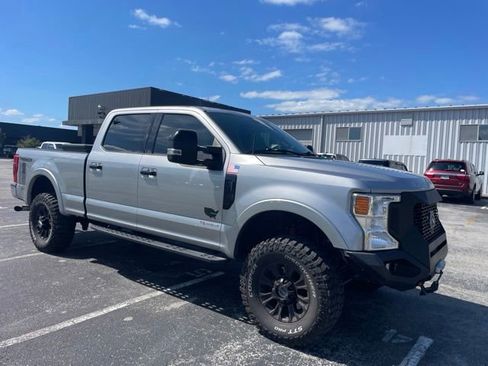 Used 2020 Ford F250 XLT w/ Tremor Off-Road Package AWD/4WD image 2