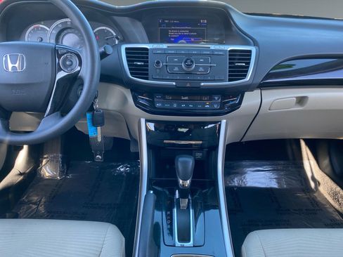Used 2016 Honda Accord LX image 11
