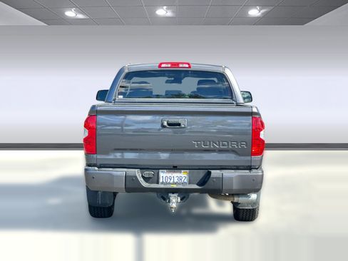 Used 2018 Toyota Tundra SR5 w/ SR5 Upgrade Package image 10