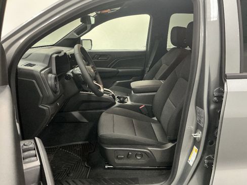 Used 2026 Chevrolet Colorado W/T image 8
