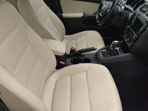 Used 2017 Volkswagen Jetta SEL FWD image 21