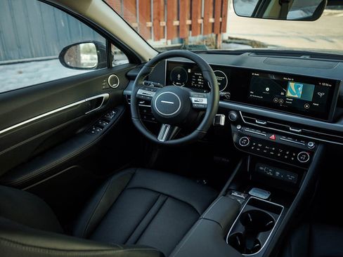 New 2026 Hyundai Sonata Limited image 13