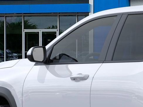 New 2026 Chevrolet Equinox LT FWD image 12