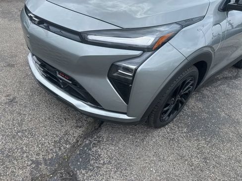 New 2027 Chevrolet Bolt RS w/ Technology Package FWD image 9