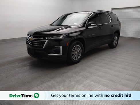 Used 2023 Chevrolet Traverse LT w/ LPO, Floor Liner Package AWD/4WD image 1