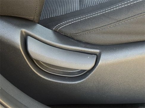 Used 2016 Hyundai Elantra GT image 27