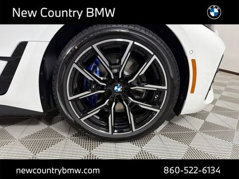 New 2026 BMW i4 xDrive40i w/ M Sport Package AWD/4WD image 9