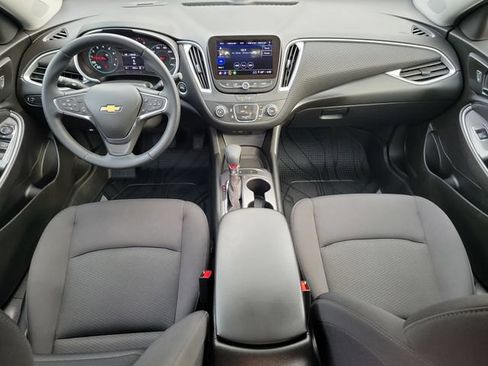 Certified 2025 Chevrolet Malibu RS FWD image 11